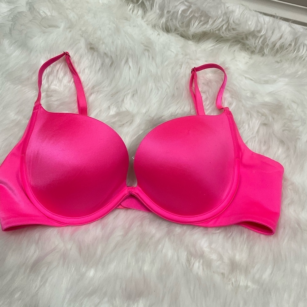 Victorias Secret Vibrant Pink Women's Bra